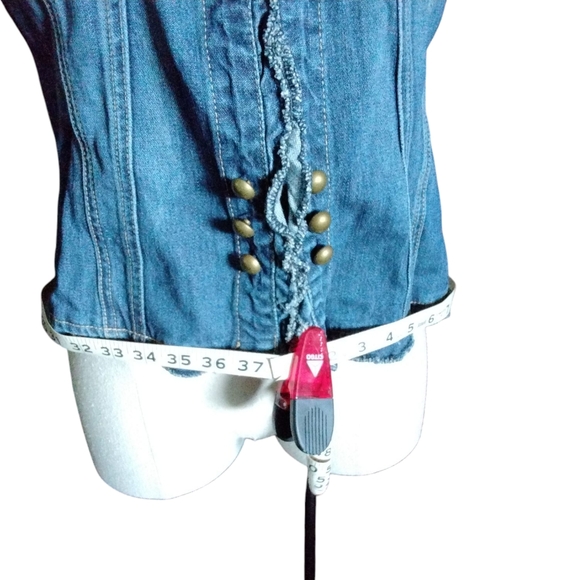 Jean vest size large - Picture 10 of 11